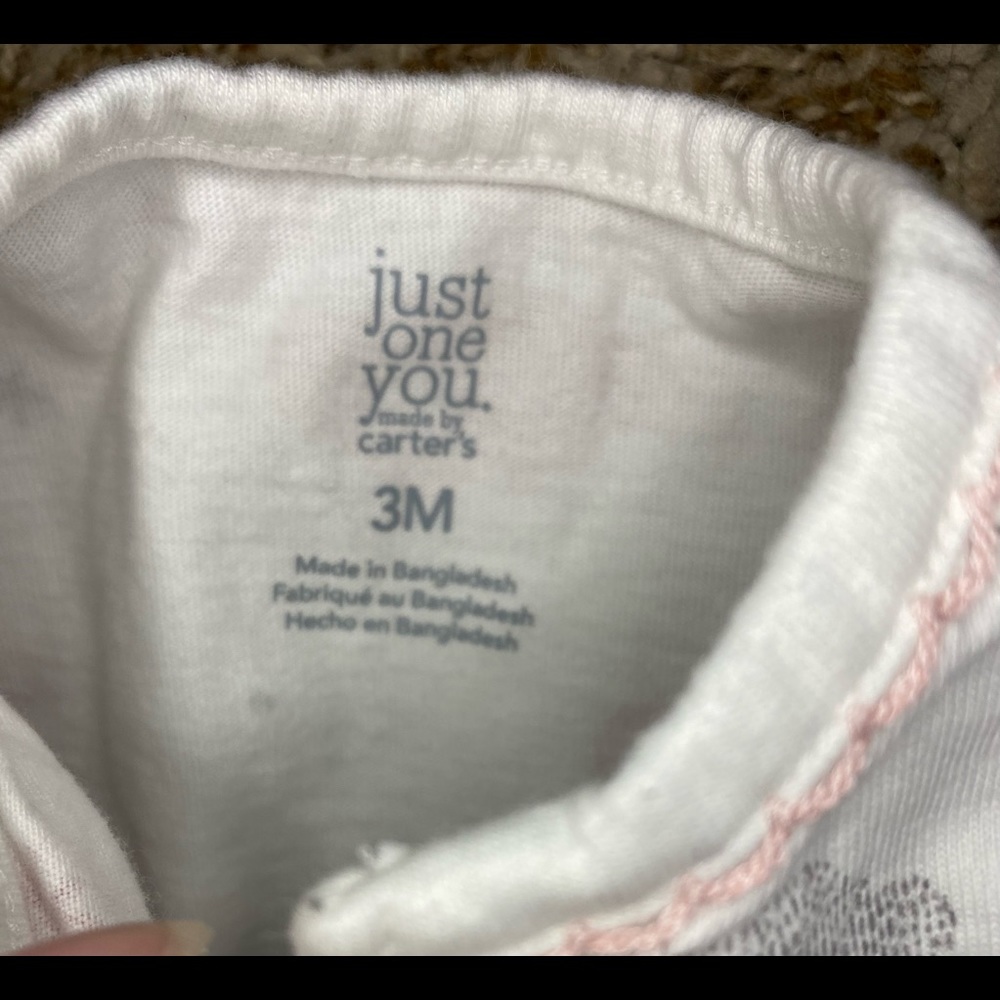 Carters girl pajamas - Picture 3 of 3